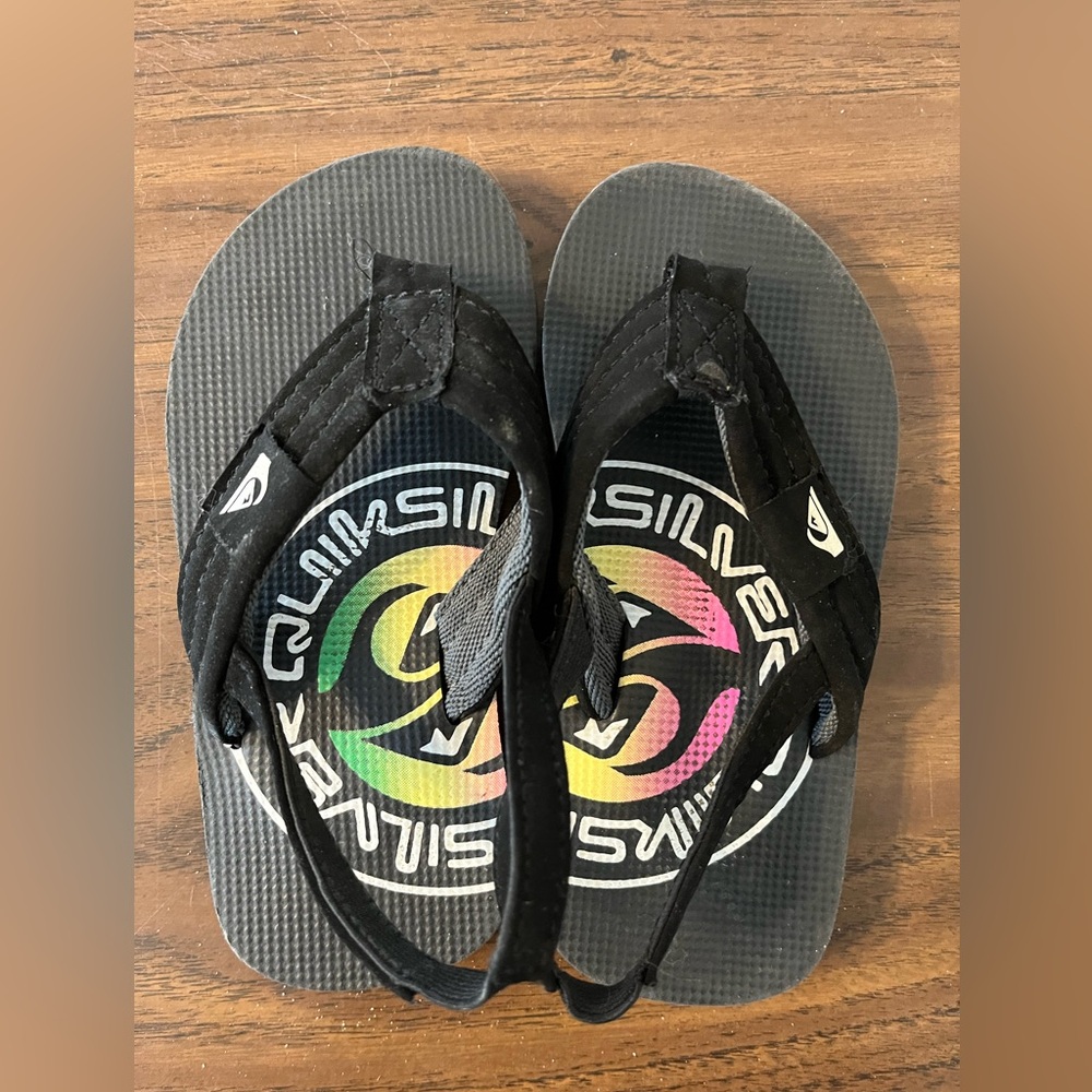 Toddler size 8 quicksilver sandals